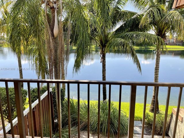 11894 SW 12th Place 11894, Davie, FL 33325