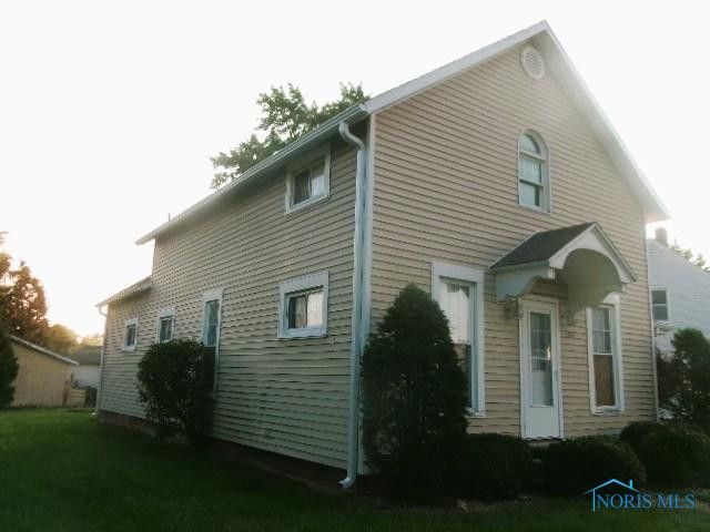 208 W MAIN Street, Leipsic, OH 45816