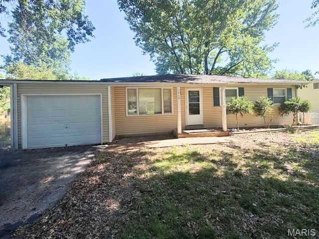 1419 Farmview Avenue, Unincorporated, MO 63138