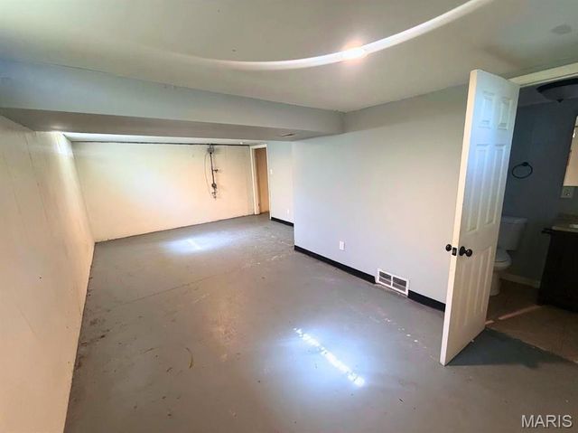 1419 Farmview Avenue, Unincorporated, MO 63138