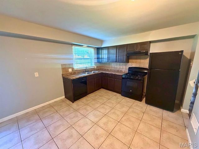 1419 Farmview Avenue, Unincorporated, MO 63138