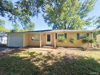 1419 Farmview Avenue, Unincorporated, MO 63138