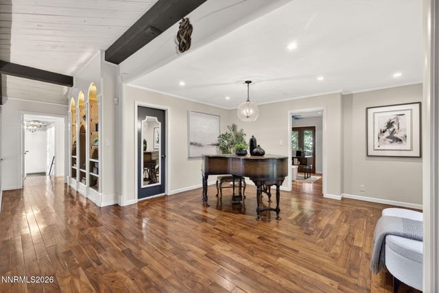 2000 Manzanita Lane, Reno, NV 89509