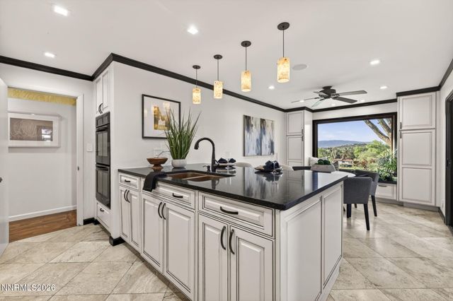 2000 Manzanita Lane, Reno, NV 89509
