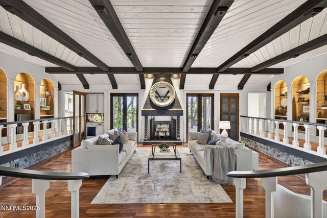 2000 Manzanita Lane, Reno, NV 89509