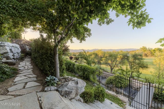 2000 Manzanita Lane, Reno, NV 89509