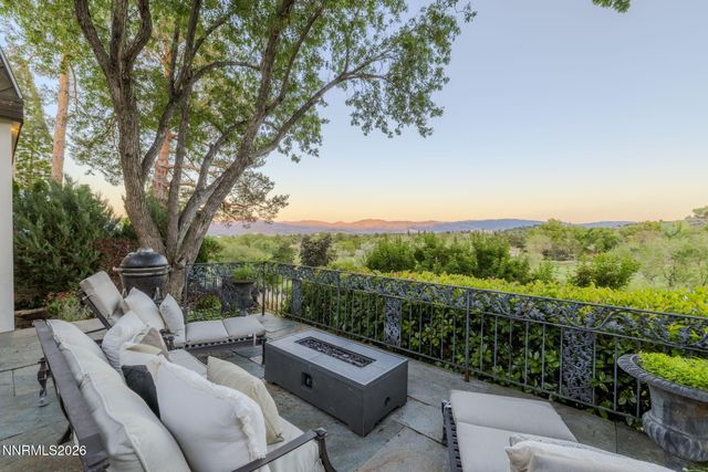 2000 Manzanita Lane, Reno, NV 89509