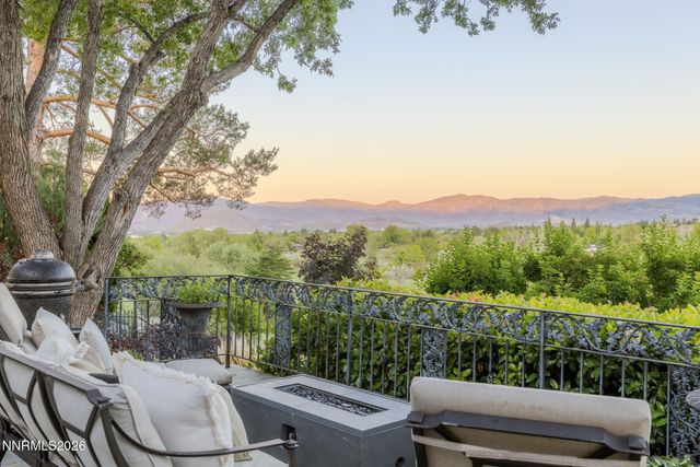 2000 Manzanita Lane, Reno, NV 89509