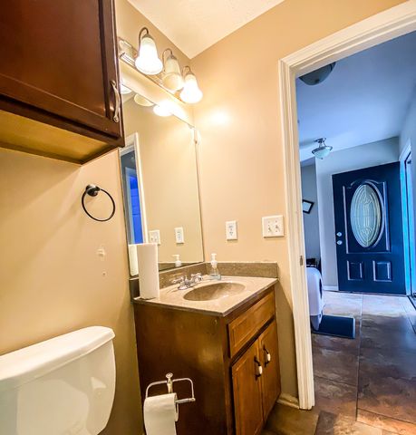 3891 Mackenzie Dr, Clarksville, TN 37042