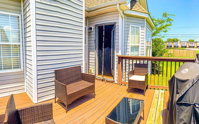 3891 Mackenzie Dr, Clarksville, TN 37042