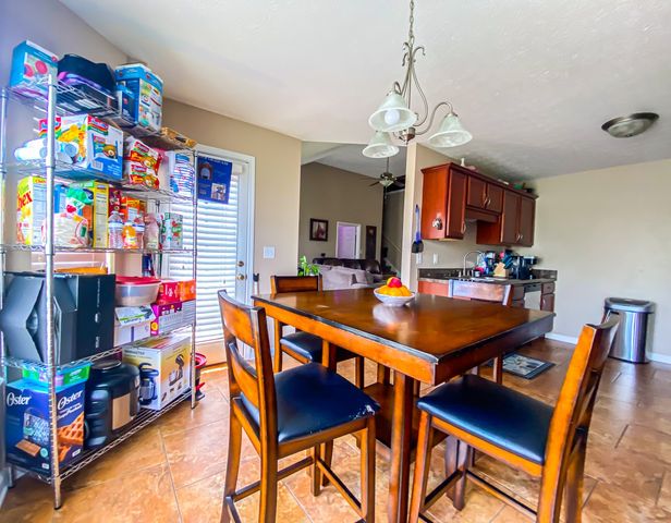 3891 Mackenzie Dr, Clarksville, TN 37042