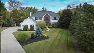 10060 Brookside Circle, North Royalton, OH 44133