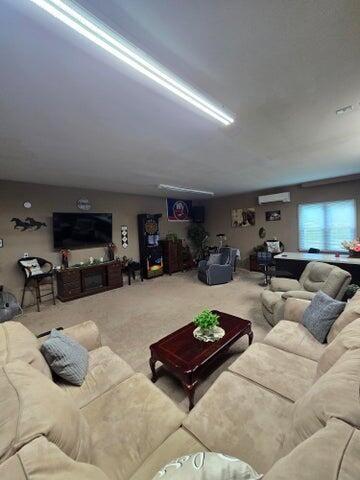 1640 Hialeah, Sumter, SC 29154