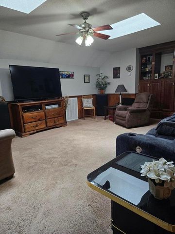 1640 Hialeah, Sumter, SC 29154