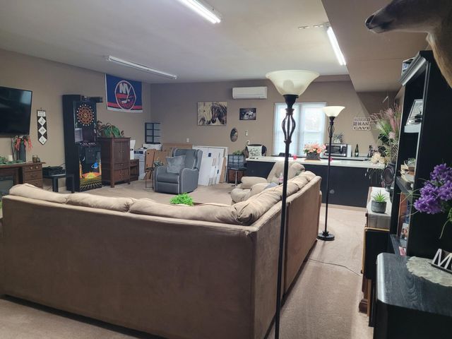 1640 Hialeah, Sumter, SC 29154