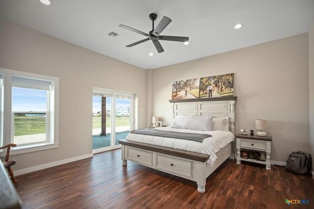 55 State Highway 316, Port Lavaca, TX 77979