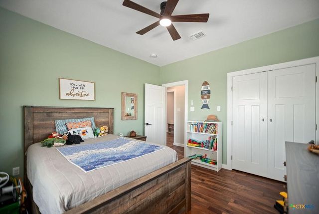 55 State Highway 316, Port Lavaca, TX 77979