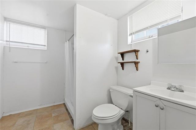 13609 Cypress Avenue, Grandview, MO 64030