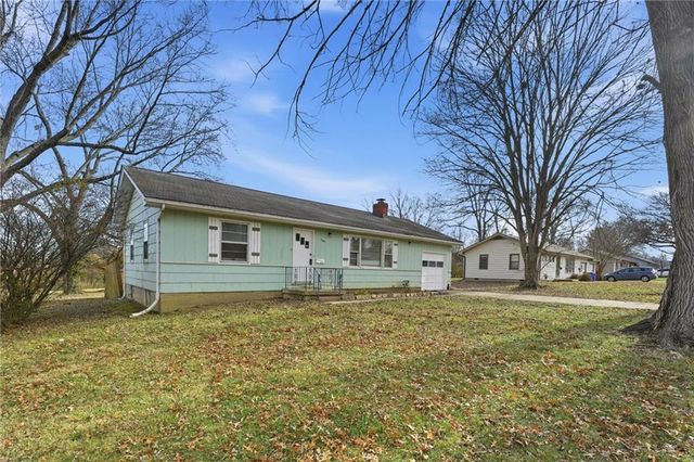 13609 Cypress Avenue, Grandview, MO 64030