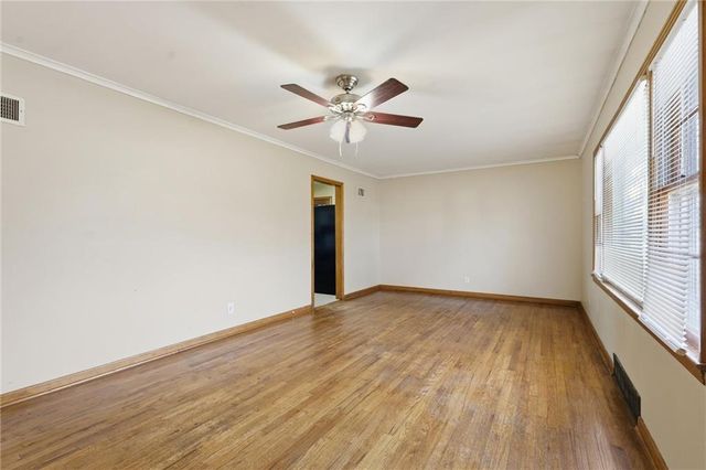 13609 Cypress Avenue, Grandview, MO 64030