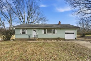 13609 Cypress Avenue, Grandview, MO 64030