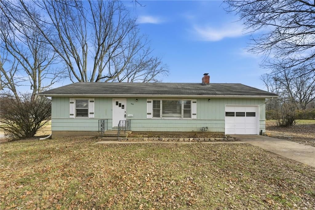 13609 Cypress Avenue, Grandview, MO 64030