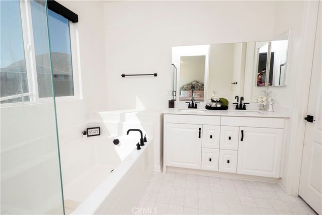 8005 Rooster Court, Riverside, CA 92507