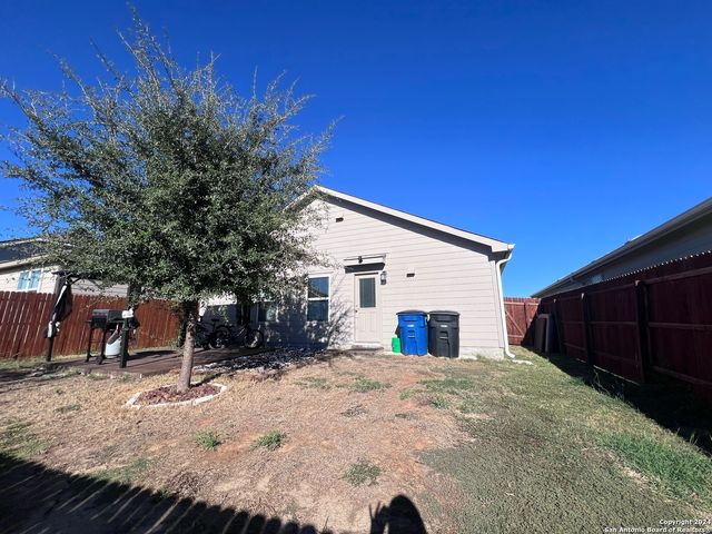 2049 Meadow Pipit, New Braunfels, TX 78130