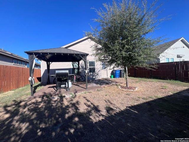 2049 Meadow Pipit, New Braunfels, TX 78130