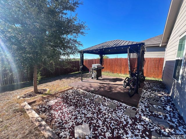 2049 Meadow Pipit, New Braunfels, TX 78130