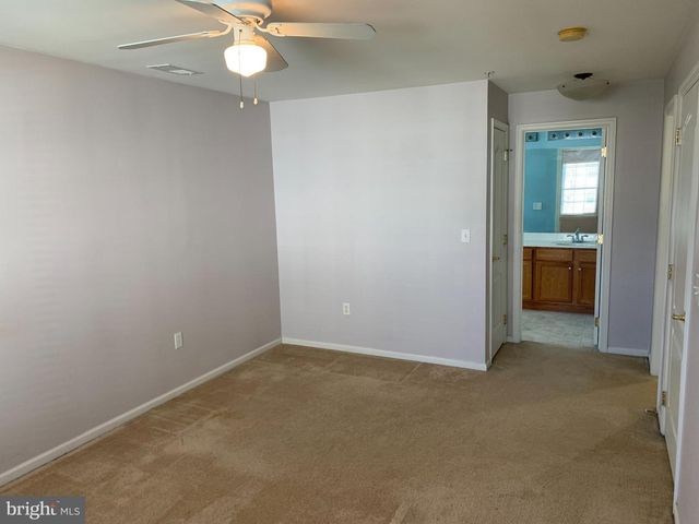 110 LIONHEART LN, West Deptford, NJ 08086