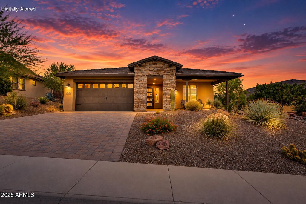 3320 TEN BEARS Circle, Wickenburg, AZ 85390 — exterior