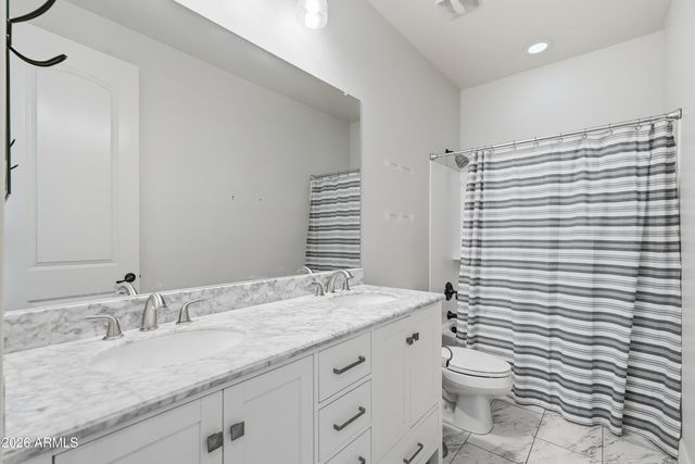 5131 S MARIPOSA Drive, Gilbert, AZ 85298