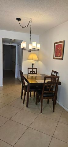 27 Newport B, Deerfield Beach, FL 33442