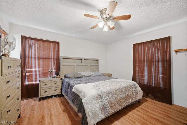 4647 Beverly Avenue NE, Canton, OH 44714