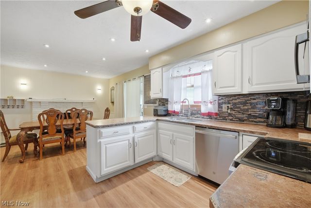 4647 Beverly Avenue NE, Canton, OH 44714