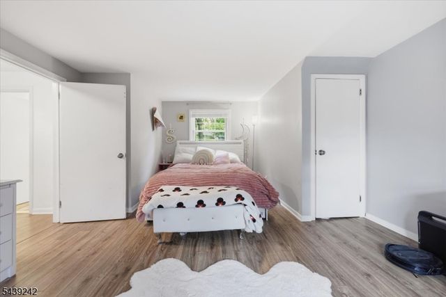 42 Virginia Ave, Jefferson Twp., NJ 07849