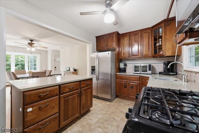 42 Virginia Ave, Jefferson Twp., NJ 07849
