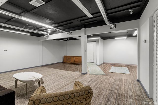 12001 Saint Aubin Street, Hamtramck, MI 48212