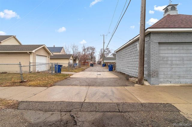 12001 Saint Aubin Street, Hamtramck, MI 48212