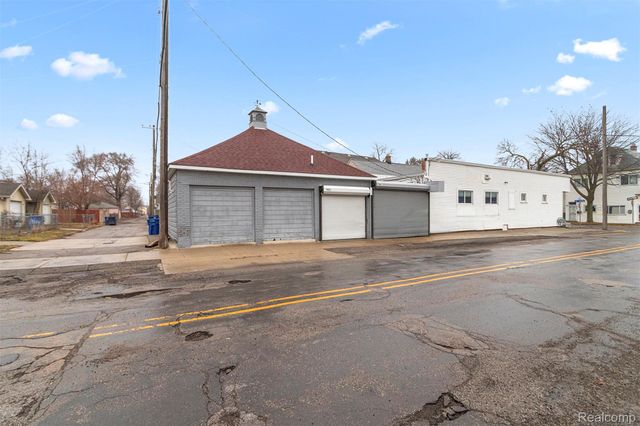 12001 Saint Aubin Street, Hamtramck, MI 48212