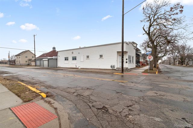 12001 Saint Aubin Street, Hamtramck, MI 48212