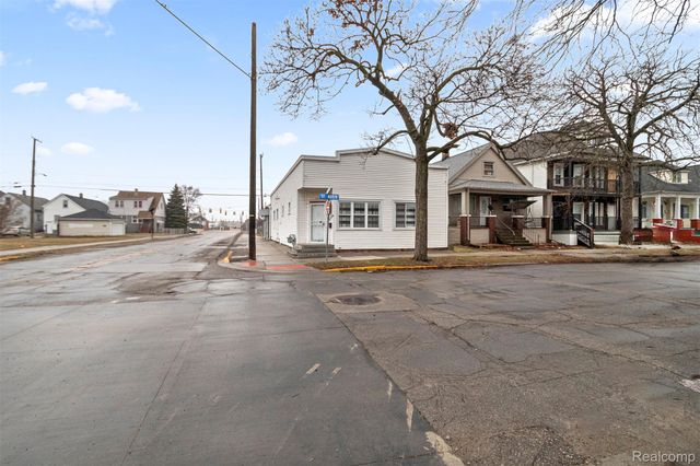 12001 Saint Aubin Street, Hamtramck, MI 48212