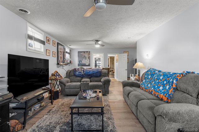 12001 Saint Aubin Street, Hamtramck, MI 48212