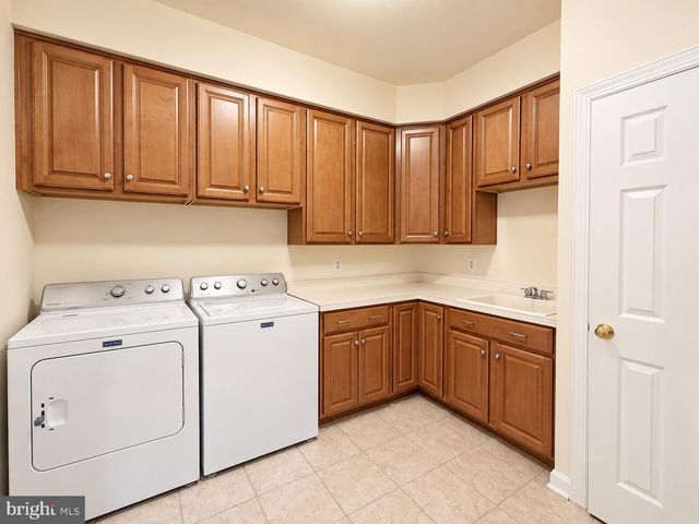 47636 MID SURREY SQ, Sterling, VA 20165
