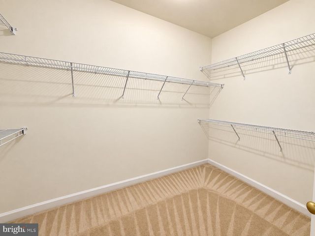 47636 MID SURREY SQ, Sterling, VA 20165