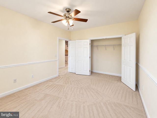 47636 MID SURREY SQ, Sterling, VA 20165