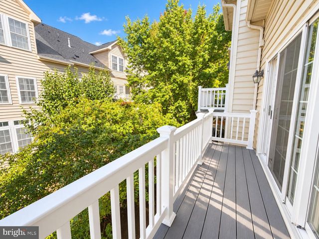 47636 MID SURREY SQ, Sterling, VA 20165