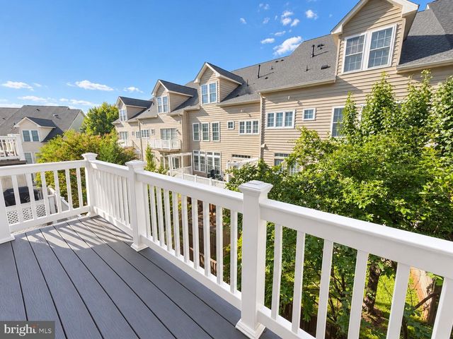 47636 MID SURREY SQ, Sterling, VA 20165