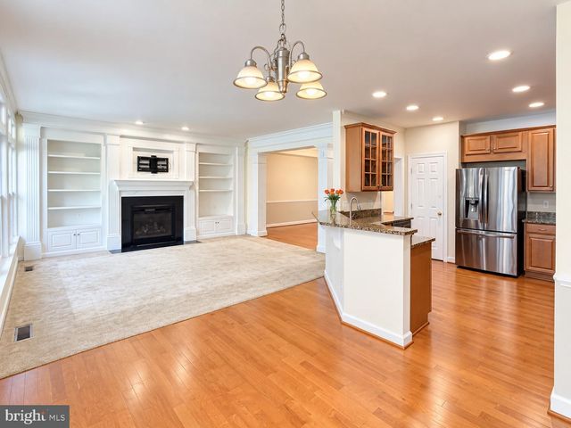 47636 MID SURREY SQ, Sterling, VA 20165